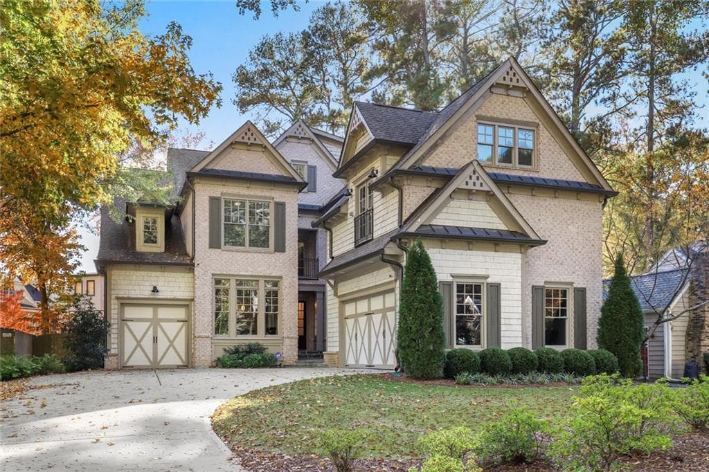 7 bedroom, 7 bathroom, 6,800 sq ft single family residence sold at 3535 Kingsboro Road, Atlanta, GA 30319