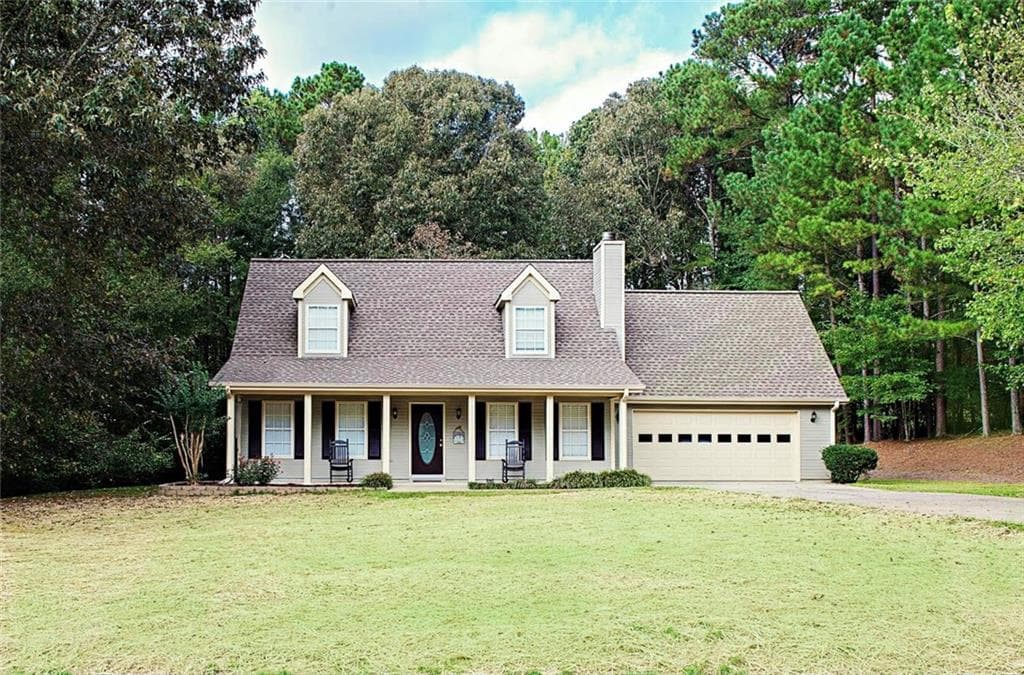 3 bedroom, 3 bathroom single family residence sold at 5401 Gum Creek Court, Loganville, GA 30052