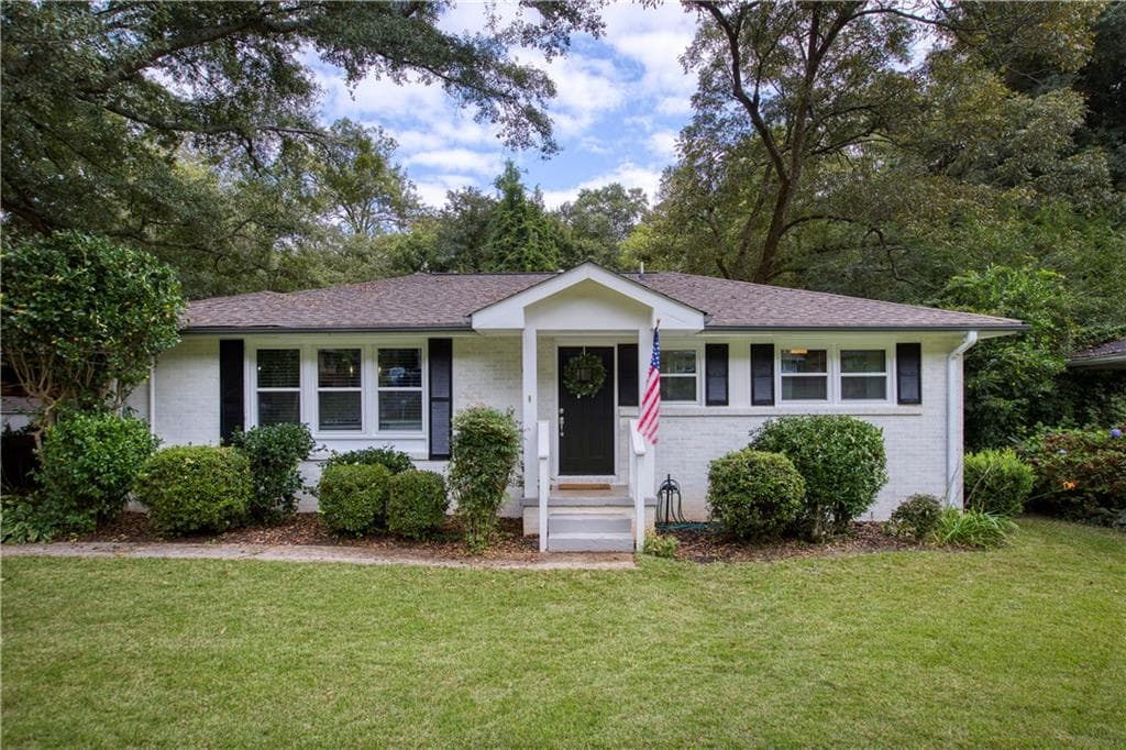 2489 Hunting Valley Drive, Decatur, GA 30033 — most recent listing photo