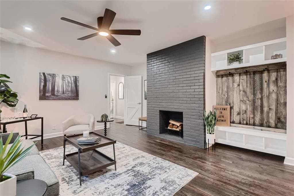 3 bedroom, 2 bathroom single family residence sold at 2270 Eastway Road, Decatur, GA 30033