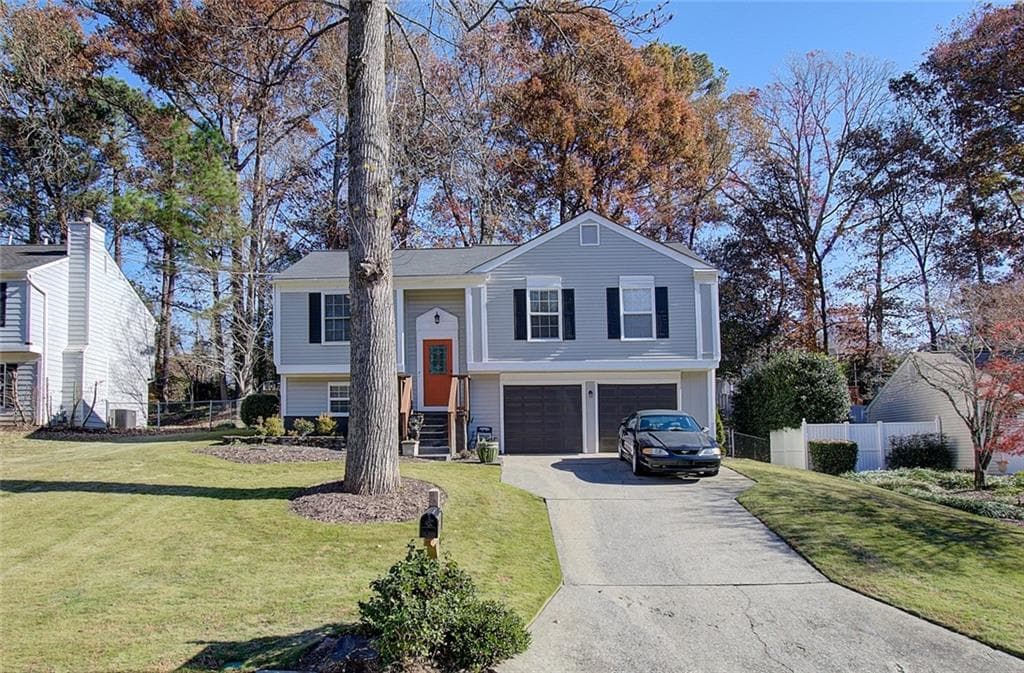 3 bedroom, 3 bathroom, 1,128 sq ft single family residence sold at 560 Indian Mill Court, Alpharetta, GA 30022