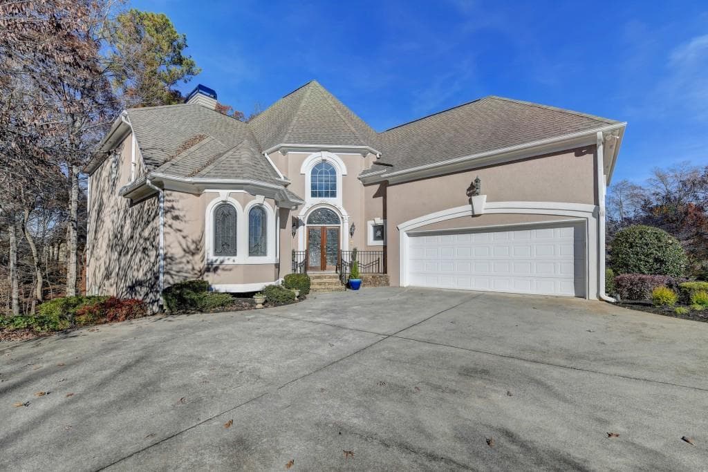 4077 Ancient Amber Way, Peachtree Corners, GA 30092 — most recent listing photo