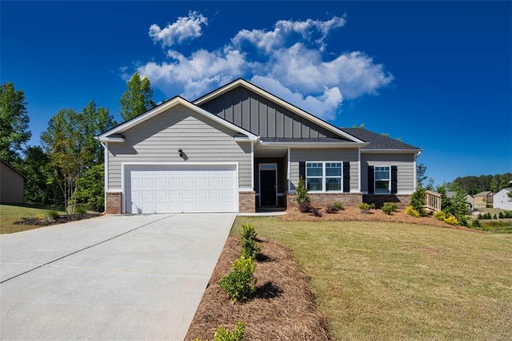 1025 Creekwood Circle, Madison, GA 30560 — most recent listing photo