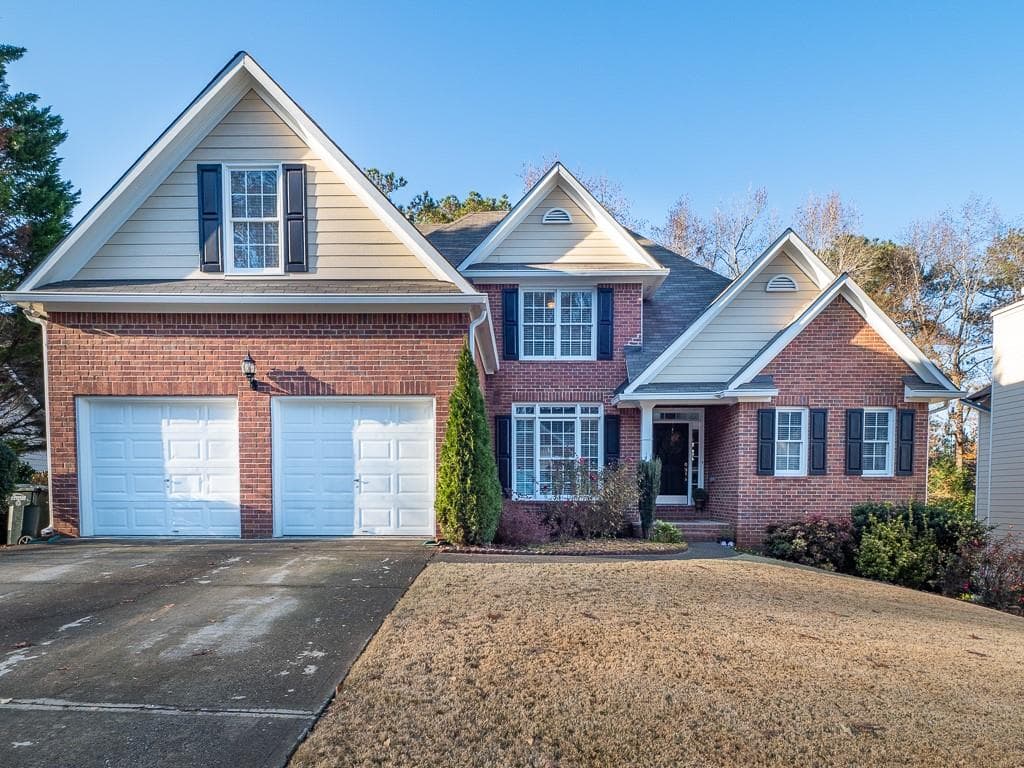 5 bedroom, 4 bathroom, 3,800 sq ft single family residence sold at 2071 Fairport Way, Marietta, GA 30062