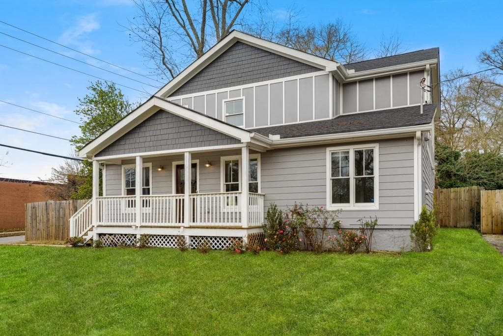 5 bedroom, 5 bathroom, 3,000 sq ft single family residence sold at 1558 Lincoln Avenue, Atlanta, GA 30317