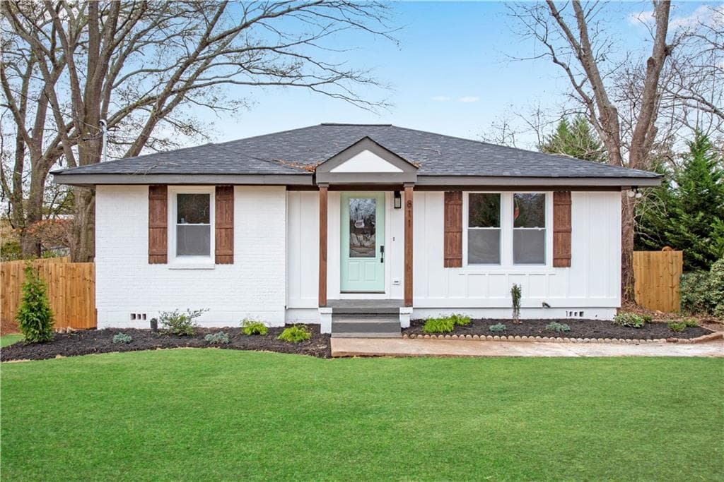 3 bedroom, 2 bathroom, 1,369 sq ft single family residence sold at 811 McLinden Avenue, Smyrna, GA 30080