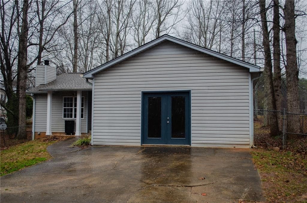 3 bedroom, 2 bathroom, 1,334 sq ft single family residence sold at 3990 YANCEY Road, Douglasville, GA 30135