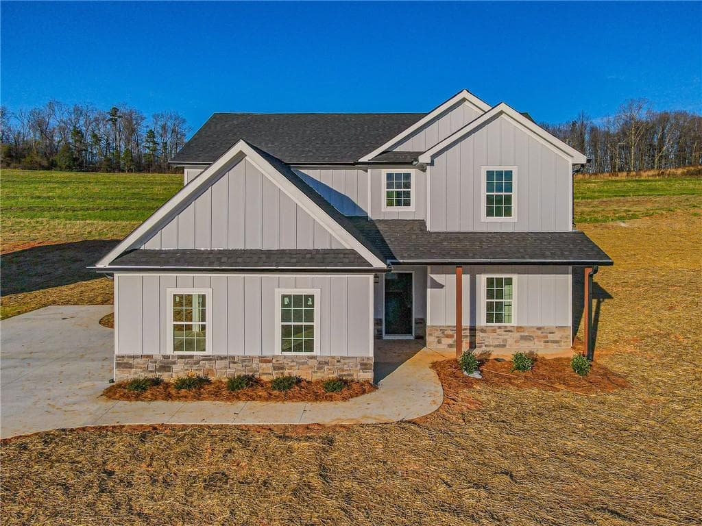 4 bedroom, 4 bathroom, 2,231 sq ft single family residence sold at 102 Harli's Way, Hartwell, GA 30643