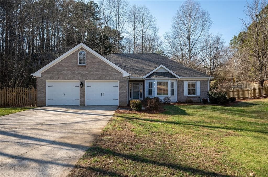 3 bedroom, 2 bathroom, 1,887 sq ft single family residence sold at 2785 Lakeridge Drive, Cumming, GA 30041
