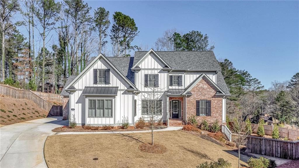 6 bedroom, 5 bathroom, 6,160 sq ft single family residence sold at 3936 Chapel Heights Drive, Marietta, GA 30062