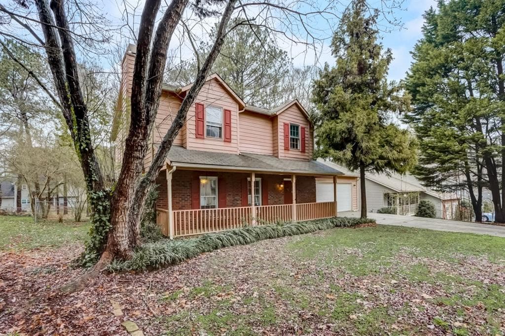 3 bedroom, 3 bathroom, 1,856 sq ft single family residence sold at 2131 Crescentview Drive, Lawrenceville, GA 30044
