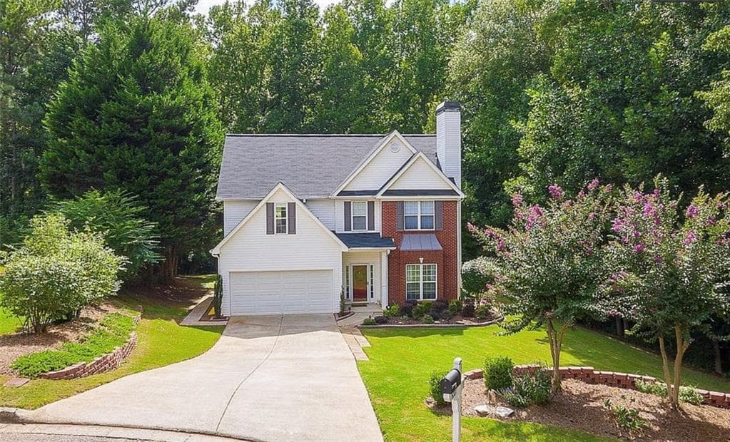 3 bedroom, 3 bathroom, 2,032 sq ft single family residence sold at 6001 Devonshire Drive, Flowery Branch, GA 30542