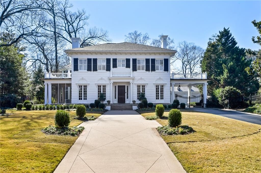 5 bedroom, 7 bathroom, 9,882 sq ft single family residence sold at 42 W Brookhaven Drive, Atlanta, GA 30319