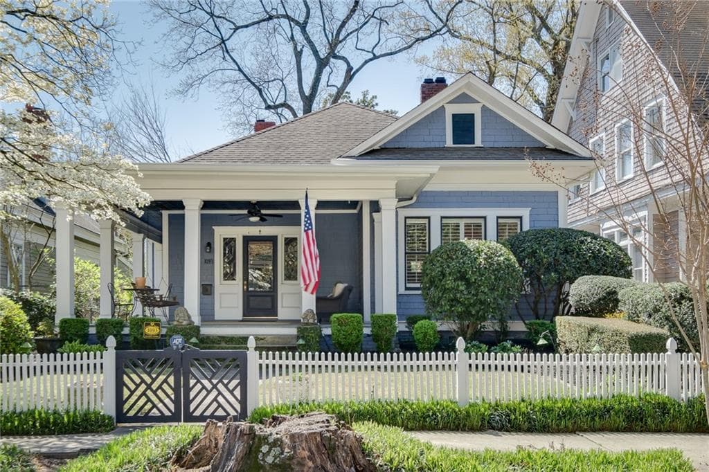 3 bedroom, 2 bathroom, 1,673 sq ft single family residence sold at 1093 Colquitt Avenue, Atlanta, GA 30307