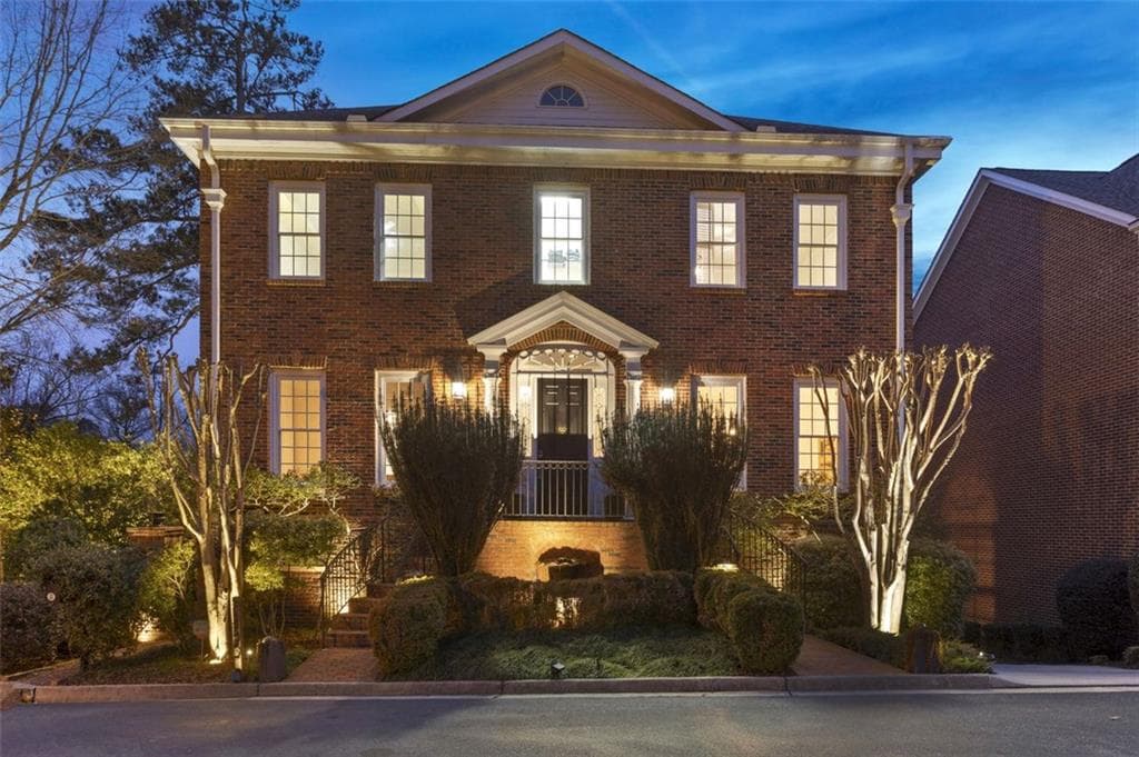 4 bedroom, 4 bathroom, 5,135 sq ft single family residence sold at 2260 VALLEY BROOK Way, Brookhaven, GA 30319