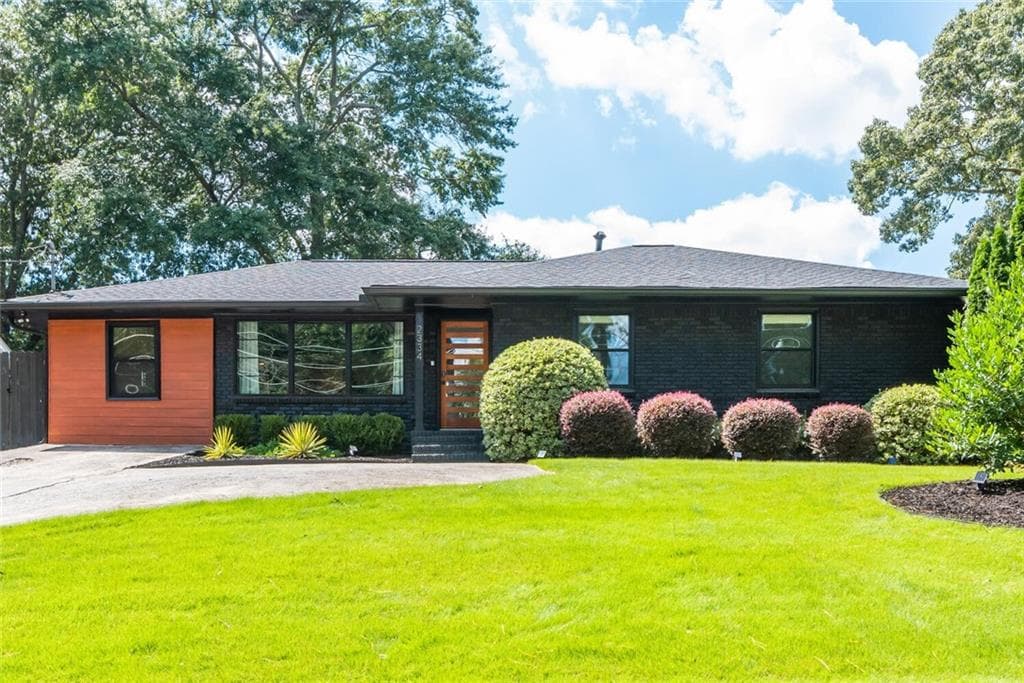3 bedroom, 2 bathroom, 1,952 sq ft single family residence sold at 2334 Cortez Way, Brookhaven, GA 30319