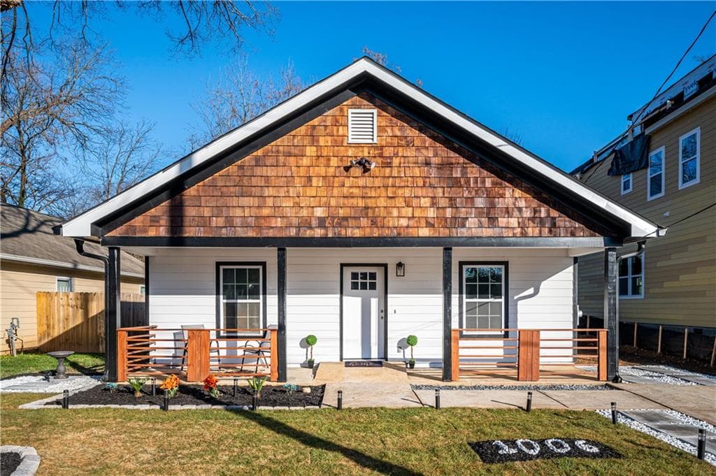 3 bedroom, 2 bathroom, 1,380 sq ft single family residence sold at 1006 Ira Street, Atlanta, GA 30310