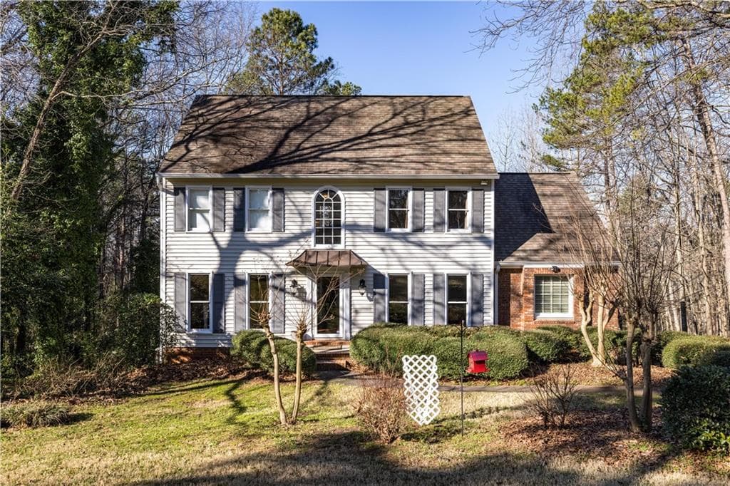 5 bedroom, 4 bathroom single family residence sold at 28 Coventry Drive, Rome, GA 30161
