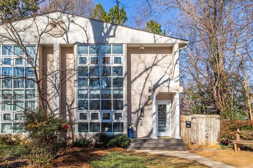 2 bedroom, 3 bathroom, 1,422 sq ft townhouse sold at 550 Seminole Avenue, Atlanta, GA 30307