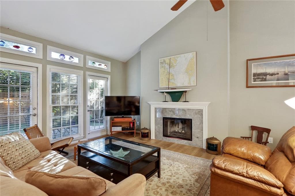 2 bedroom, 3 bathroom, 2,050 sq ft townhouse sold at 1827 Rockridge Place, Atlanta, GA 30324