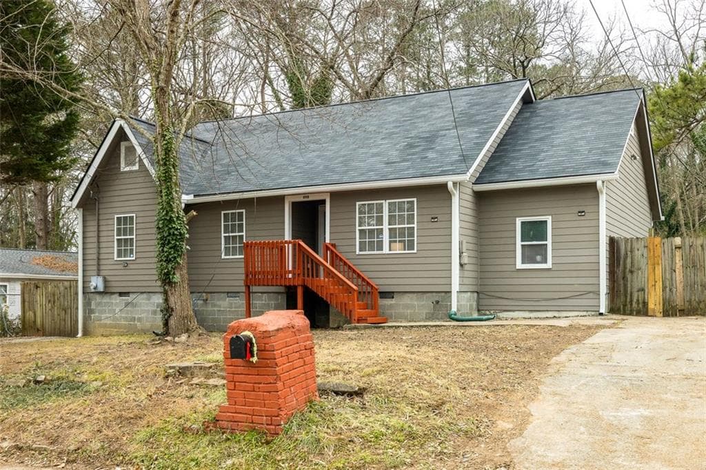 5 bedroom, 3 bathroom, 1,560 sq ft single family residence sold at 498 CENTER HILL Avenue, Atlanta, GA 30318