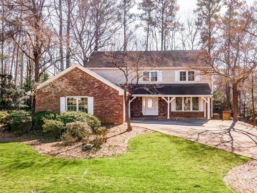 4 bedroom, 3 bathroom, 3,000 sq ft single family residence sold at 1635 PRINCETON WEST Trail, Marietta, GA 30062