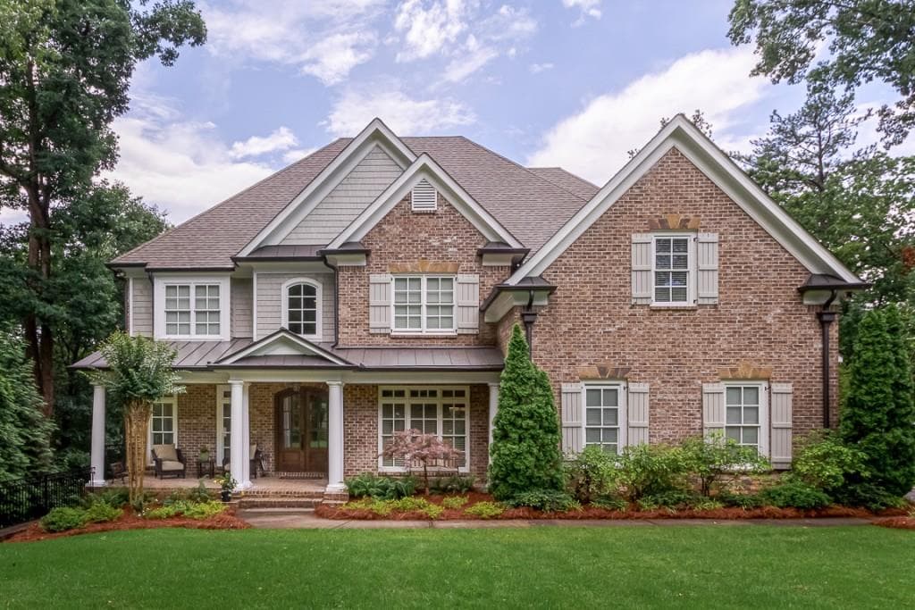 6 bedroom, 6 bathroom, 4,926 sq ft single family residence sold at 1291 Becket Drive, Brookhaven, GA 30319