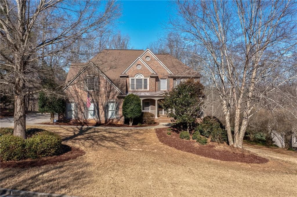 6 bedroom, 5 bathroom, 4,938 sq ft single family residence sold at 195 Woodcliff Court, Suwanee, GA 30024