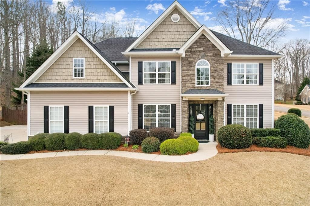 5 bedroom, 3 bathroom, 3,115 sq ft single family residence sold at 102 Vantage Drive, Jefferson, GA 30549