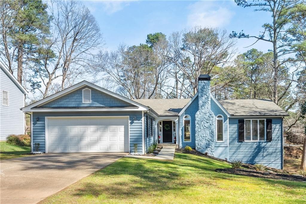 6 bedroom, 4 bathroom, 3,400 sq ft single family residence sold at 450 Wayt Road, Roswell, GA 30076