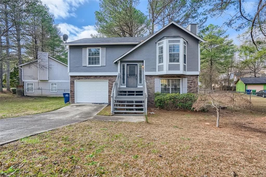 3 bedroom, 2 bathroom, 1,505 sq ft single family residence sold at 668 Alex Way, Atlanta, GA 30331