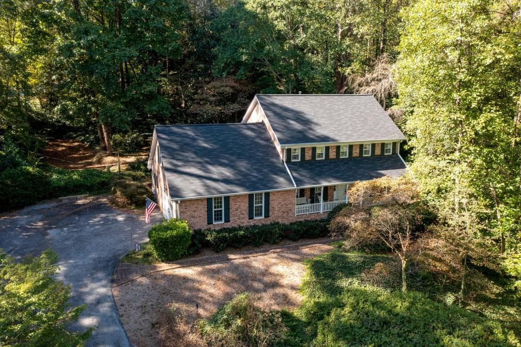 4 bedroom, 4 bathroom, 3,652 sq ft single family residence sold at 3201 Teton Drive, Atlanta, GA 30339