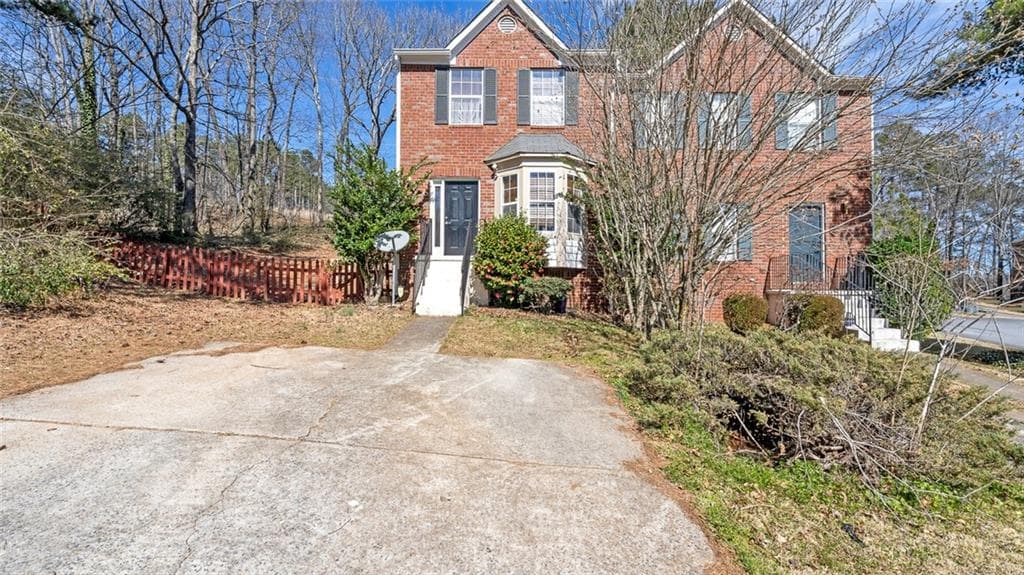 2 bedroom, 3 bathroom, 1,132 sq ft townhouse sold at 143 Lakestone Court, Marietta, GA 30066