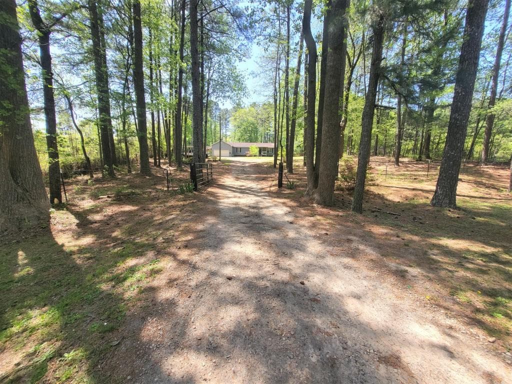 3 bedroom, 2 bathroom, 1,688 sq ft single family residence sold at 5088 Mulberry Rock Road, Dallas, GA 30157