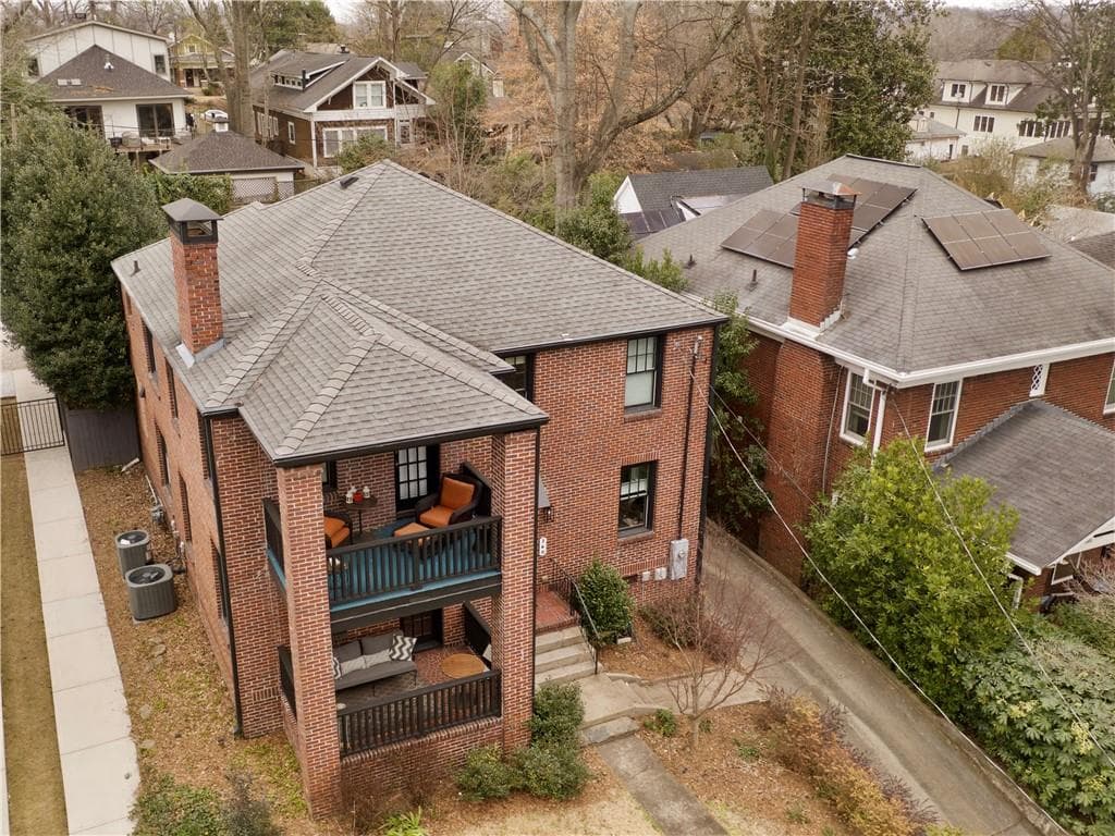 5 bedroom, 3 bathroom, 2,594 sq ft single family residence sold at 360 8th Street, Atlanta, GA 30309