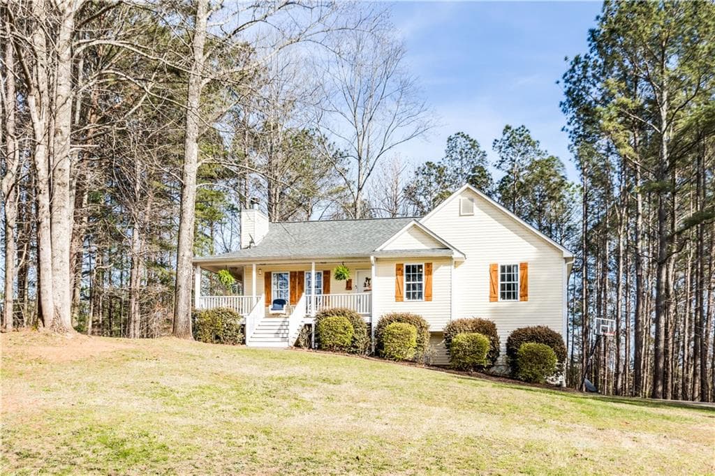 3 bedroom, 2 bathroom, 1,238 sq ft single family residence sold at 31 RIDGE VIEW Court, Jasper, GA 30143