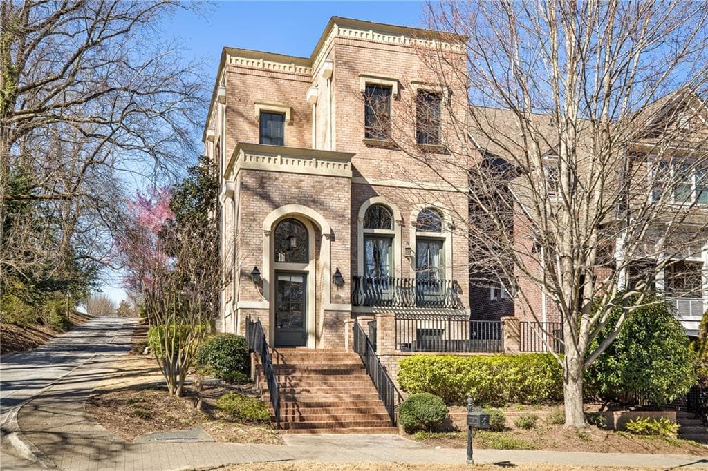 3 bedroom, 4 bathroom, 3,196 sq ft single family residence sold at 1214 State Street, Atlanta, GA 30318