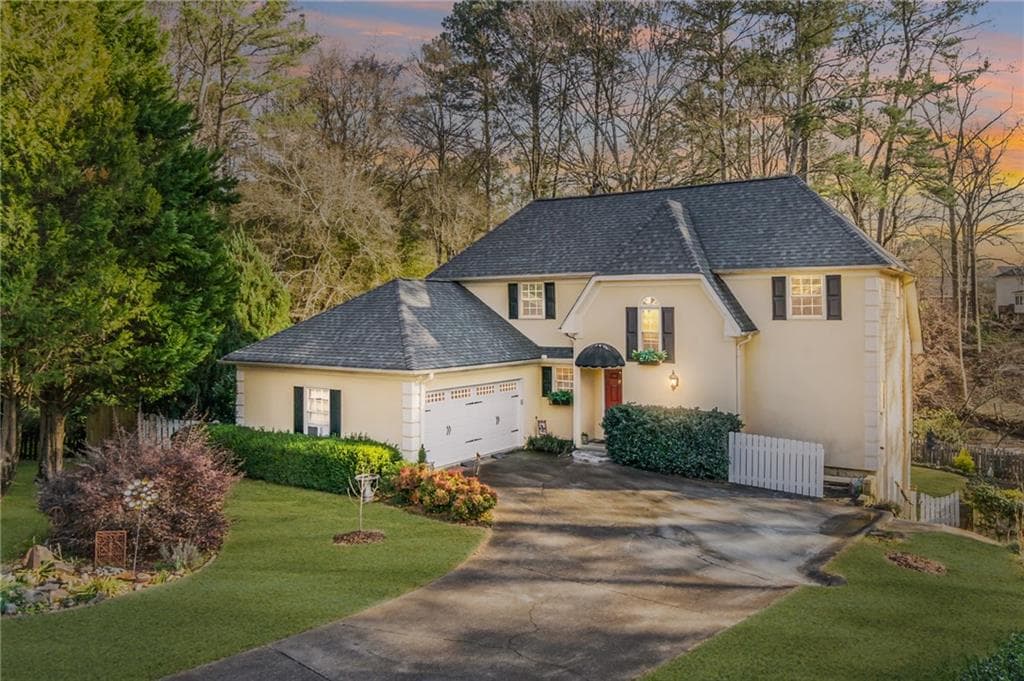 4 bedroom, 4 bathroom, 2,824 sq ft single family residence sold at 4338 Keheley Lake Court, Marietta, GA 30066