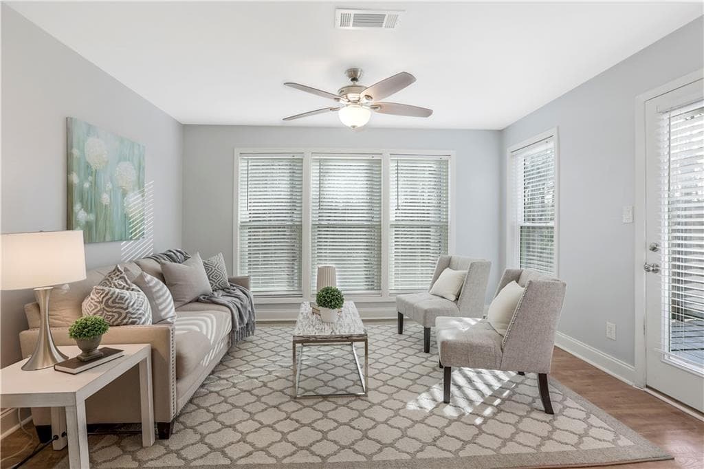 2 bedroom, 2 bathroom, 1,316 sq ft condominium sold at 3119 Canyon Point Circle, Roswell, GA 30076