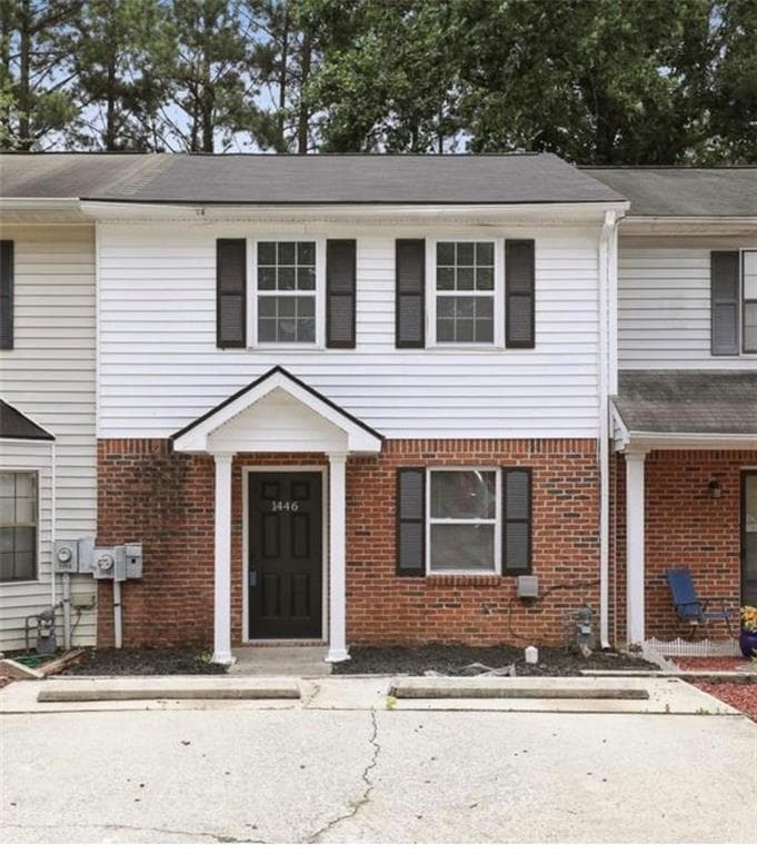 2 bedroom, 3 bathroom, 1,120 sq ft condominium sold at 1446 Springleaf Circle, Smyrna, GA 30080