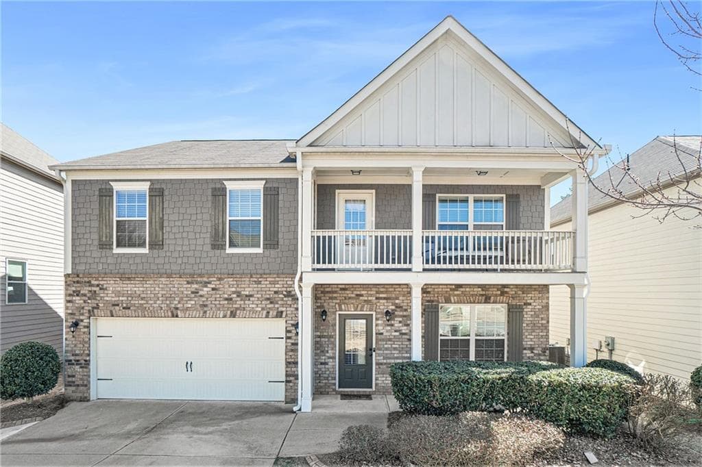 4 bedroom, 3 bathroom, 2,728 sq ft single family residence sold at 824 Harrison Drive, Acworth, GA 30102