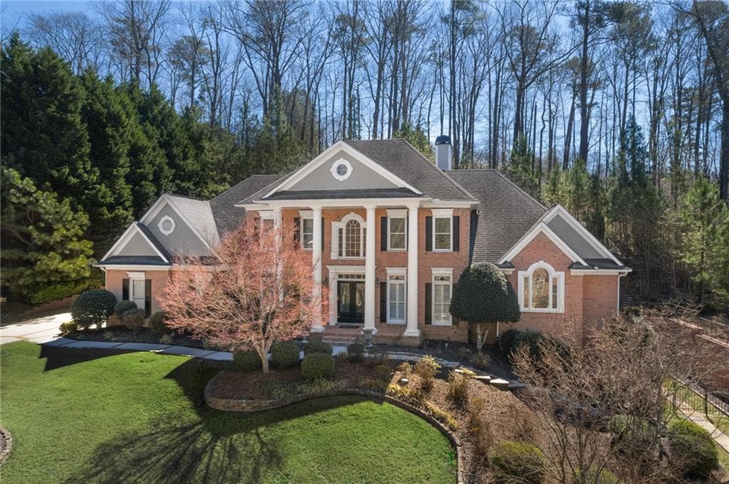 5 bedroom, 6 bathroom, 4,856 sq ft single family residence sold at 665 Vinings Estates Drive, Smyrna, GA 30126
