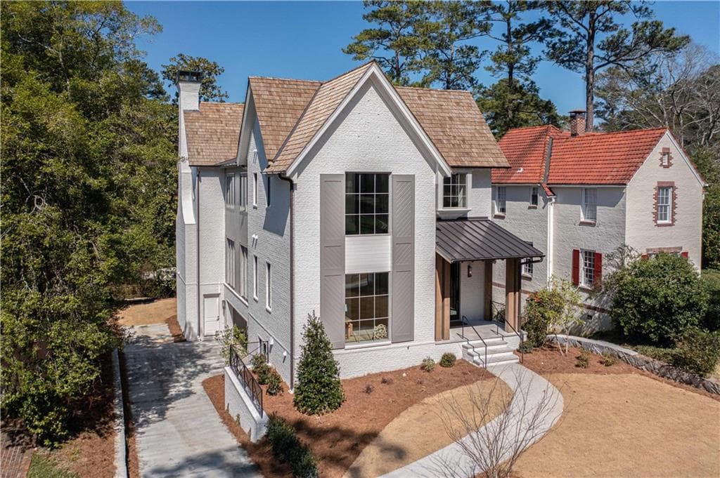 6 bedroom, 7 bathroom, 5,175 sq ft single family residence sold at 942 Plymouth Road, Atlanta, GA 30324