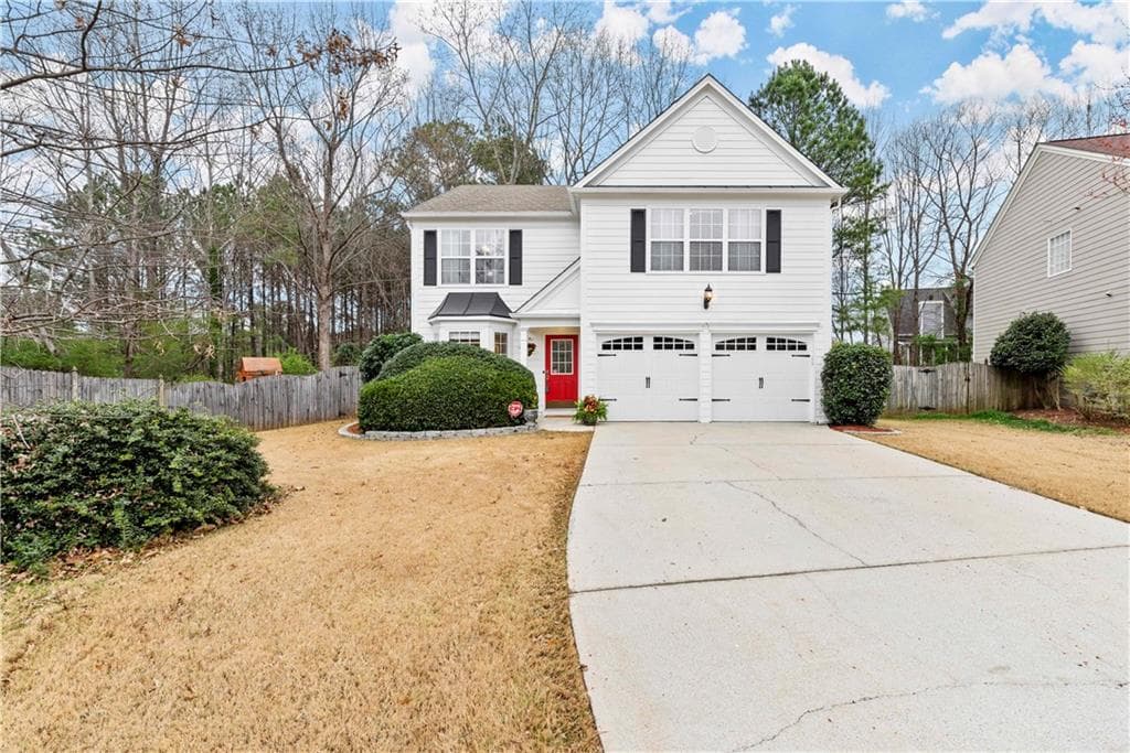 3 bedroom, 3 bathroom, 1,831 sq ft single family residence sold at 2823 Priestcliff Drive, Smyrna, GA 30080