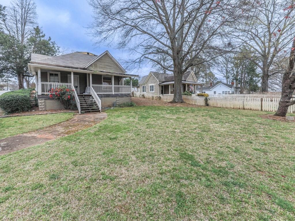 387 E Dixie Avenue, Marietta, GA 30060 — most recent listing photo