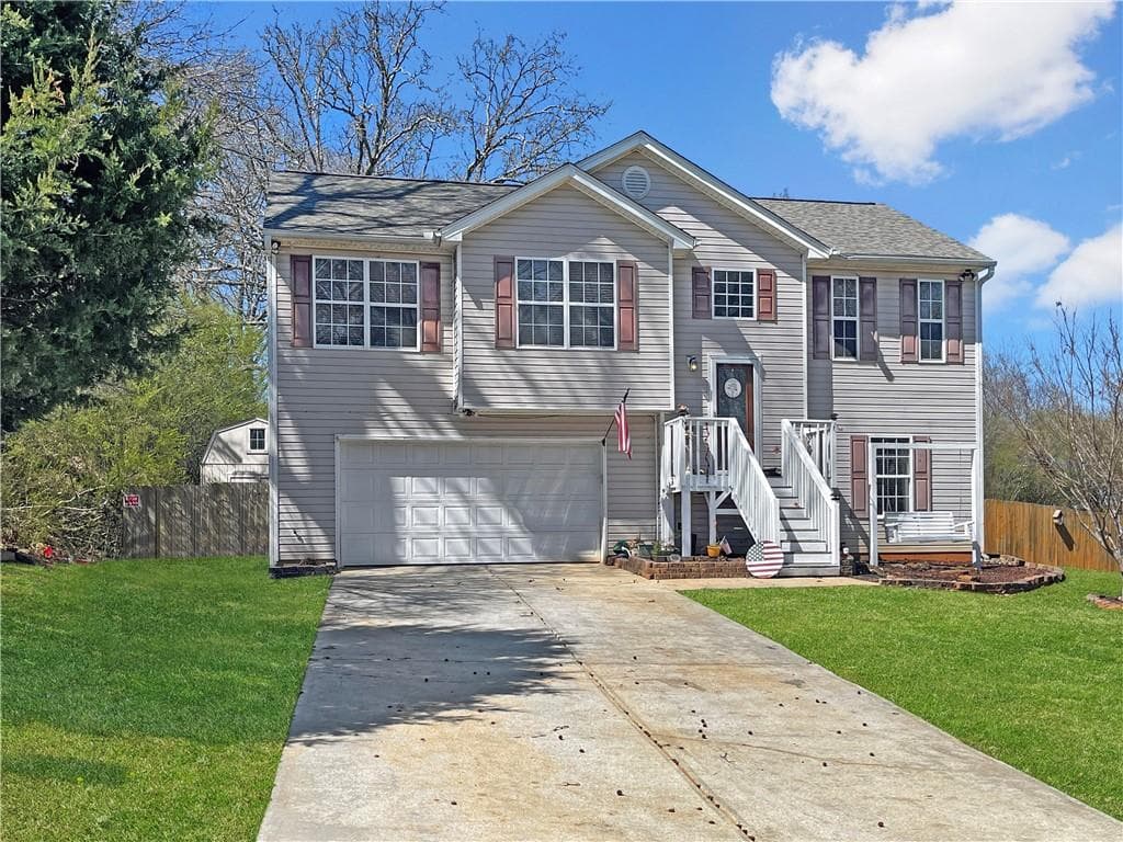 4 bedroom, 3 bathroom, 1,872 sq ft single family residence sold at 961 Vera Court, Winder, GA 30680