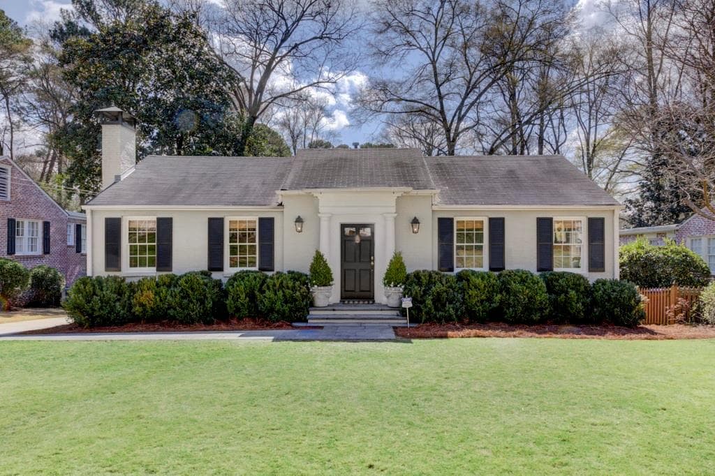 3 bedroom, 2 bathroom, 1,969 sq ft single family residence sold at 1915 Colland Drive, Atlanta, GA 30318