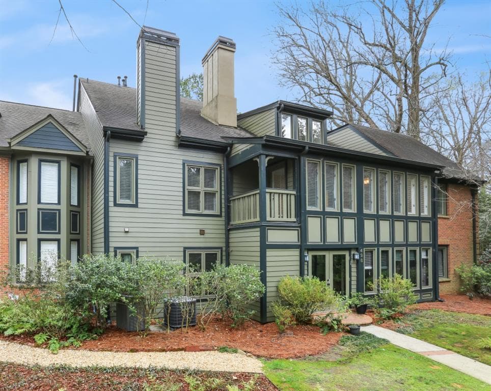 3 bedroom, 3 bathroom, 2,321 sq ft condominium sold at 502 Ansley Walk Terrace, Atlanta, GA 30309