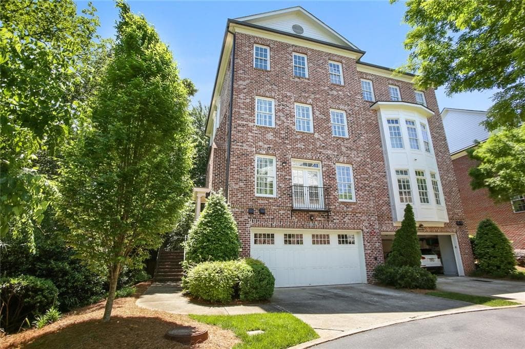 1255 Lullwater Park Circle, Atlanta, GA 30306 — most recent listing photo