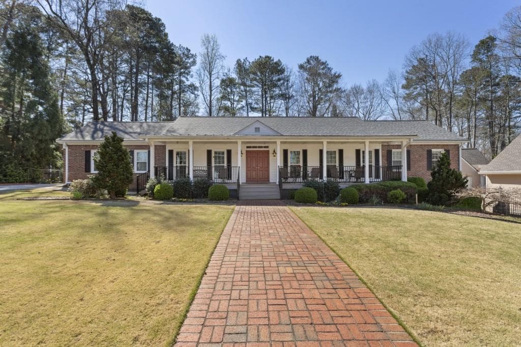 5 bedroom, 4 bathroom, 3,366 sq ft single family residence sold at 1251 Hampton Hall Drive, Brookhaven, GA 30319
